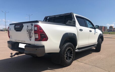 Toyota Hilux VIII, 2020 год, 4 985 000 рублей, 8 фотография