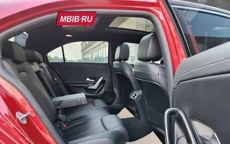 Mercedes-Benz A-Класс, 2021 год, 1 850 000 рублей, 17 фотография