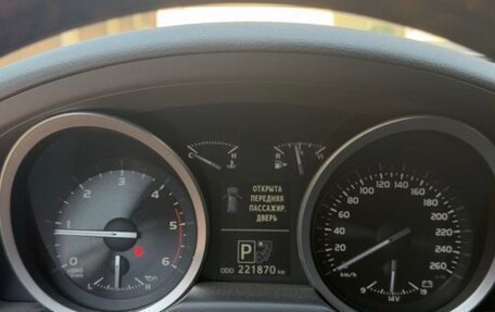 Toyota Land Cruiser 200, 2012 год, 3 650 000 рублей, 9 фотография