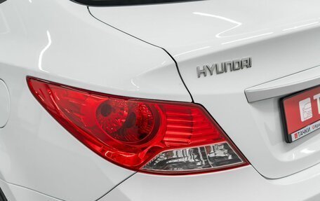 Hyundai Solaris II рестайлинг, 2013 год, 1 000 000 рублей, 23 фотография