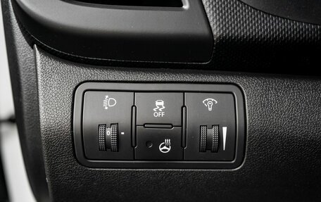 Hyundai Solaris II рестайлинг, 2013 год, 1 000 000 рублей, 18 фотография