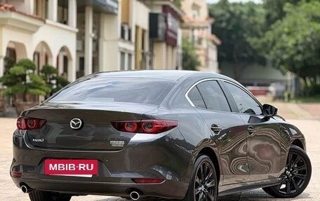 Mazda 3, 2022 год, 1 350 000 рублей, 4 фотография