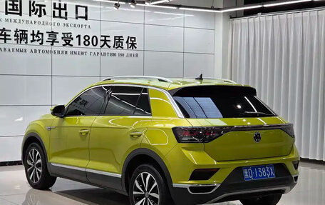 Volkswagen T-Roc I, 2022 год, 1 766 000 рублей, 5 фотография