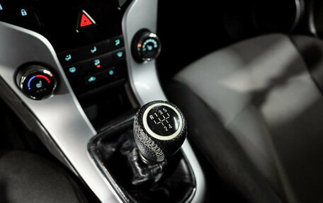 Chevrolet Cruze II, 2013 год, 680 000 рублей, 10 фотография