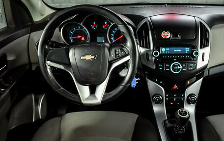 Chevrolet Cruze II, 2013 год, 680 000 рублей, 12 фотография