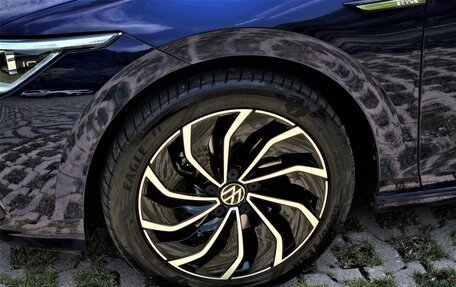 Volkswagen Golf VIII, 2024 год, 3 240 000 рублей, 15 фотография