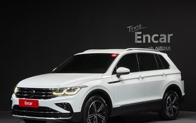Volkswagen Tiguan II, 2022 год, 3 440 000 рублей, 1 фотография