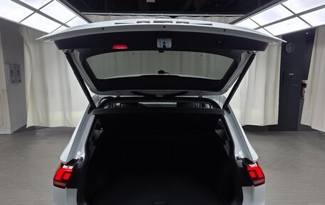 Volkswagen Tiguan II, 2022 год, 3 440 000 рублей, 8 фотография