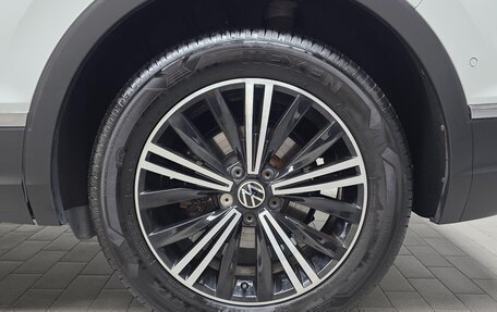 Volkswagen Tiguan II, 2022 год, 3 440 000 рублей, 29 фотография