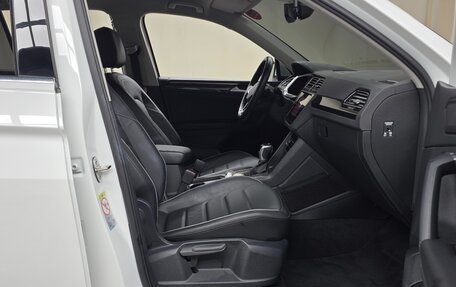 Volkswagen Tiguan II, 2022 год, 3 440 000 рублей, 31 фотография