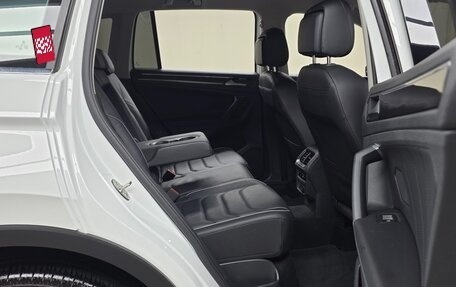 Volkswagen Tiguan II, 2022 год, 3 440 000 рублей, 28 фотография
