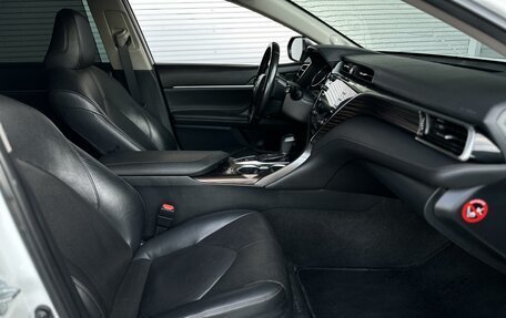 Toyota Camry, 2018 год, 2 215 000 рублей, 11 фотография