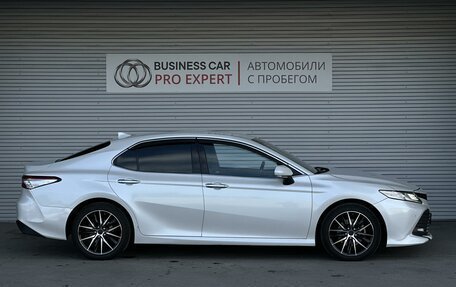Toyota Camry, 2018 год, 2 215 000 рублей, 4 фотография