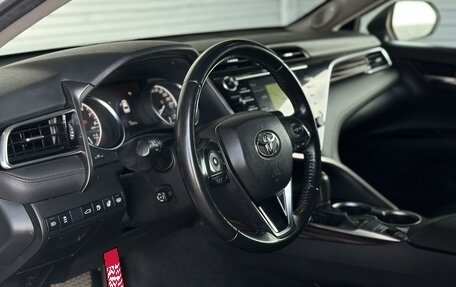 Toyota Camry, 2018 год, 2 215 000 рублей, 8 фотография