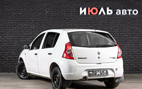 Renault Sandero I, 2014 год, 730 000 рублей, 3 фотография