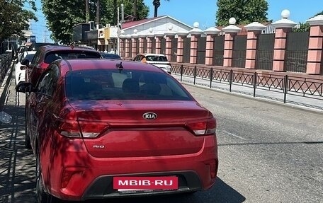 KIA Rio IV, 2018 год, 1 100 000 рублей, 3 фотография
