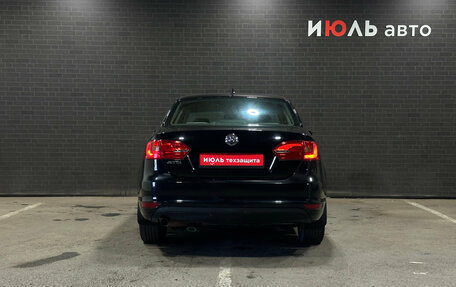 Volkswagen Jetta VI, 2012 год, 950 000 рублей, 4 фотография