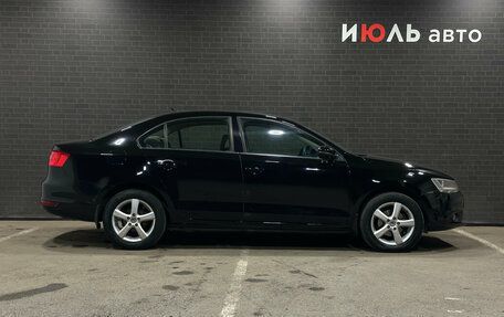 Volkswagen Jetta VI, 2012 год, 950 000 рублей, 3 фотография