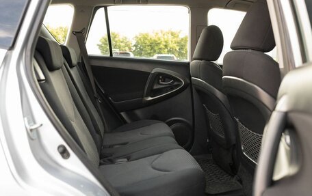 Toyota RAV4, 2011 год, 1 225 000 рублей, 18 фотография