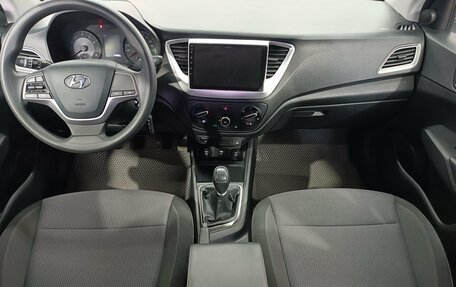 Hyundai Solaris II рестайлинг, 2021 год, 1 490 000 рублей, 3 фотография