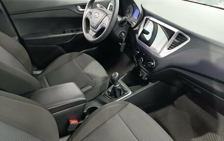 Hyundai Solaris II рестайлинг, 2021 год, 1 490 000 рублей, 14 фотография