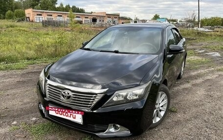 Toyota Camry, 2013 год, 1 770 000 рублей, 2 фотография