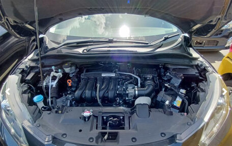 Honda Vezel, 2019 год, 1 620 000 рублей, 5 фотография