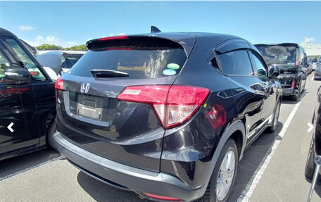 Honda Vezel, 2019 год, 1 620 000 рублей, 2 фотография