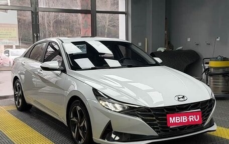 Hyundai Elantra, 2022 год, 1 350 000 рублей, 1 фотография