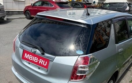 Honda Fit Shuttle I рестайлинг, 2014 год, 1 000 000 рублей, 3 фотография