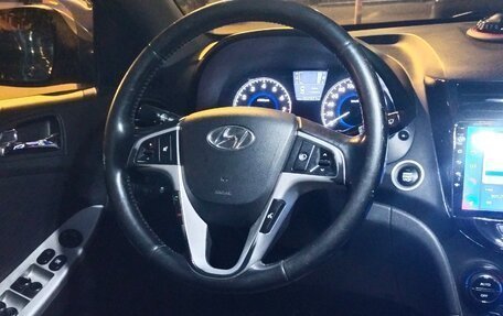 Hyundai Solaris II рестайлинг, 2011 год, 560 000 рублей, 7 фотография