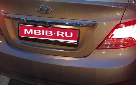 Hyundai Solaris II рестайлинг, 2011 год, 560 000 рублей, 4 фотография