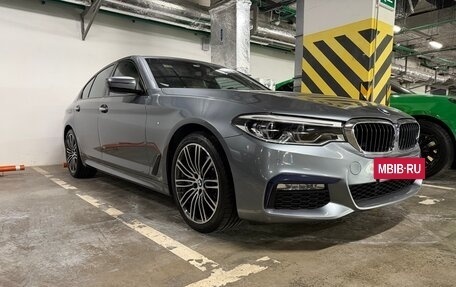 BMW 5 серия, 2018 год, 3 990 000 рублей, 2 фотография