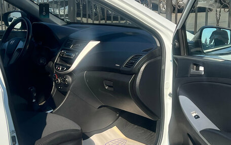 Hyundai Solaris II рестайлинг, 2013 год, 750 000 рублей, 11 фотография