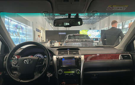 Toyota Camry, 2013 год, 1 649 000 рублей, 12 фотография