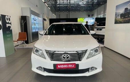 Toyota Camry, 2013 год, 1 649 000 рублей, 2 фотография