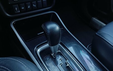 Mitsubishi Outlander III рестайлинг 3, 2021 год, 2 730 000 рублей, 15 фотография