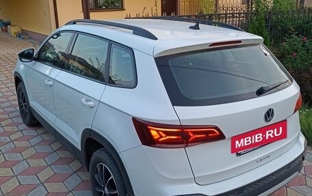 Volkswagen Taos, 2022 год, 2 900 000 рублей, 2 фотография