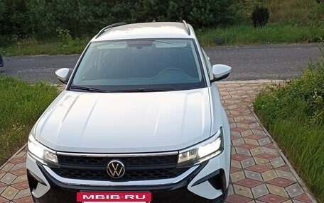 Volkswagen Taos, 2022 год, 2 900 000 рублей, 4 фотография