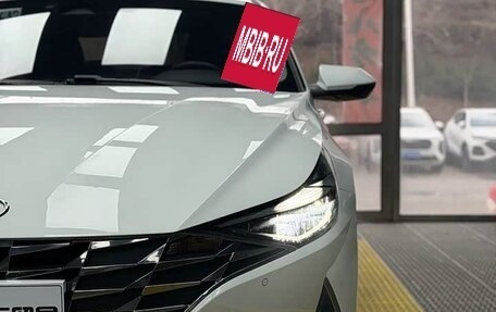 Hyundai Elantra, 2022 год, 1 350 000 рублей, 8 фотография