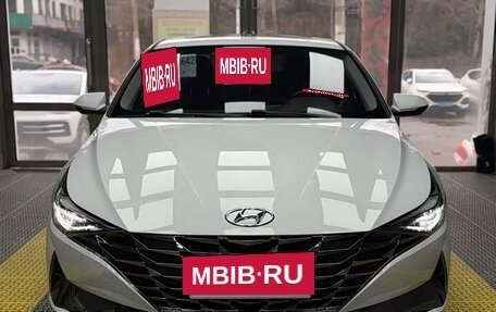 Hyundai Elantra, 2022 год, 1 350 000 рублей, 6 фотография