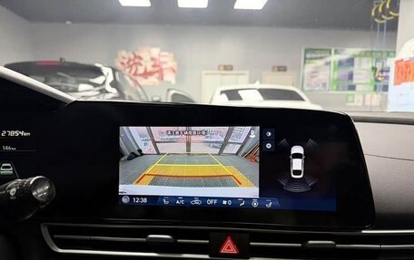 Hyundai Elantra, 2022 год, 1 350 000 рублей, 14 фотография