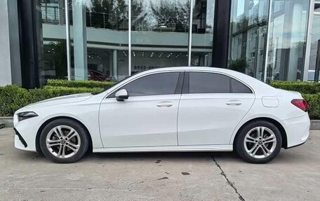 Mercedes-Benz A-Класс, 2022 год, 1 790 010 рублей, 6 фотография