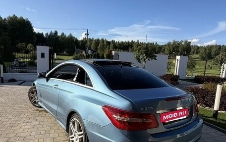 Mercedes-Benz E-Класс, 2011 год, 1 550 000 рублей, 16 фотография