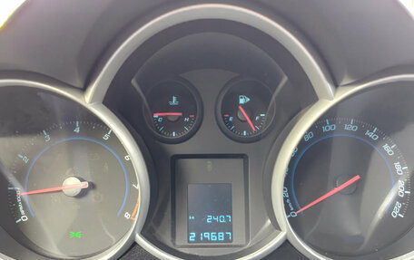 Chevrolet Cruze II, 2014 год, 677 000 рублей, 16 фотография