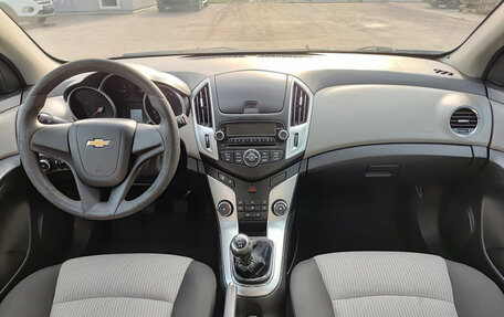 Chevrolet Cruze II, 2014 год, 677 000 рублей, 17 фотография