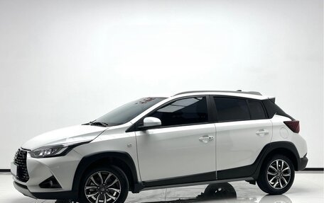 Toyota Yaris XP150 рестайлинг, 2023 год, 1 354 000 рублей, 3 фотография