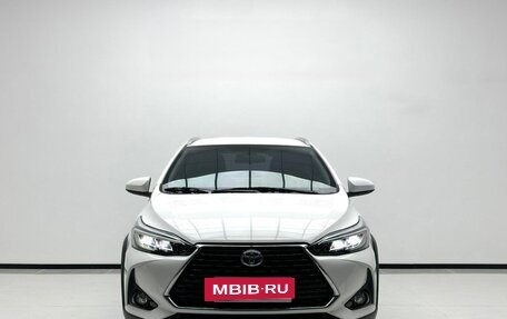 Toyota Yaris XP150 рестайлинг, 2023 год, 1 354 000 рублей, 2 фотография