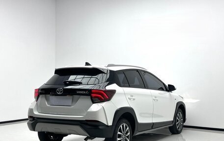 Toyota Yaris XP150 рестайлинг, 2023 год, 1 354 000 рублей, 6 фотография