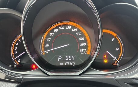 Toyota Yaris XP150 рестайлинг, 2023 год, 1 354 000 рублей, 9 фотография